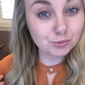 Meet your Posher, Ashlee